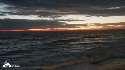 Carlsbad Beach Surf Live Webcam - Sep 8, 2026, 7:40pm PDT