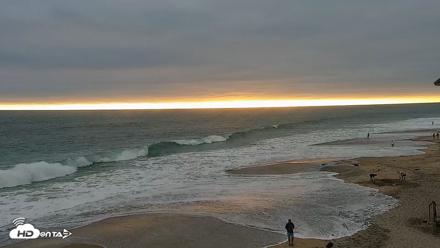Carlsbad Beach Surf Live Webcam - Jun 27, 2026, 7:21pm PDT