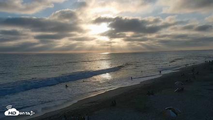 Carlsbad Beach Surf Live Webcam - Jul 19, 2026, 7:22pm PDT