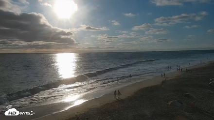 Carlsbad Beach Surf Live Webcam - Aug 14, 2026, 6:42pm PDT