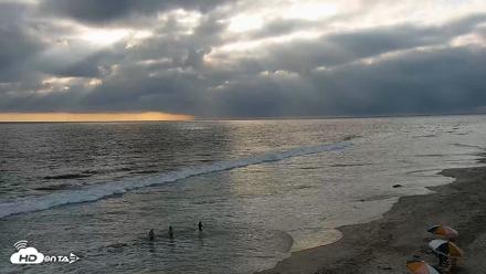 Carlsbad Beach Surf Live Webcam - May 23, 2026, 6:34pm PDT