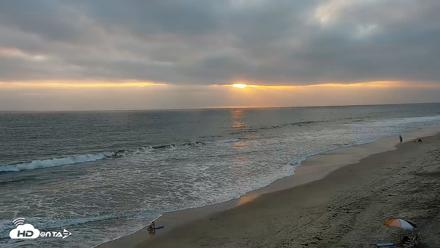 Carlsbad Beach Surf Live Webcam - May 21, 2026, 7:28pm PDT