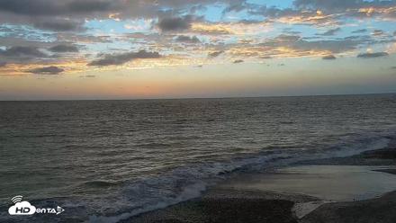 Carlsbad Beach Surf Live Webcam - Sep 20, 2026, 6:49pm PDT