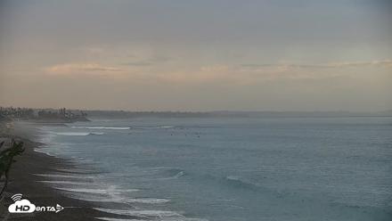 Carlsbad Beach Surf Live Webcam - Oct 17, 2026, 7:48am PDT