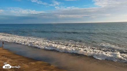 Carlsbad Beach Surf Live Webcam - Sep 5, 2026, 6:27pm PDT