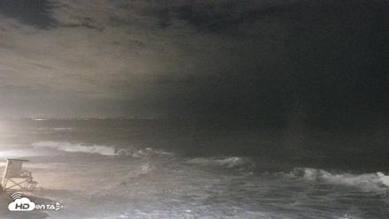 Carlsbad Beach Surf Live Webcam - Sep 8, 2026, 8:01pm PDT
