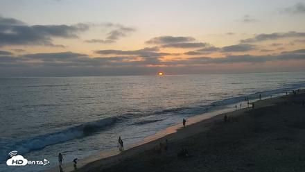 Carlsbad Beach Surf Live Webcam - Jul 31, 2026, 7:48pm PDT