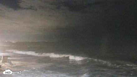 Carlsbad Beach Surf Live Webcam - Sep 8, 2026, 8:02pm PDT