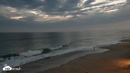Carlsbad Beach Surf Live Webcam - Jul 11, 2026, 8:35pm PDT