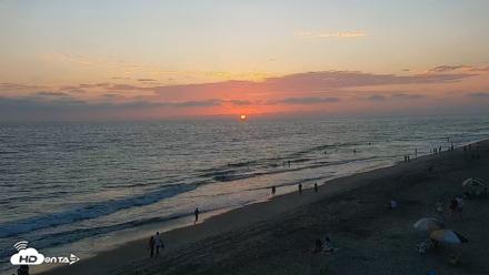 Carlsbad Beach Surf Live Webcam - Aug 5, 2026, 7:44pm PDT