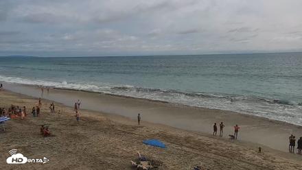 Carlsbad Beach Surf Live Webcam - Aug 13, 2026, 4:05pm PDT