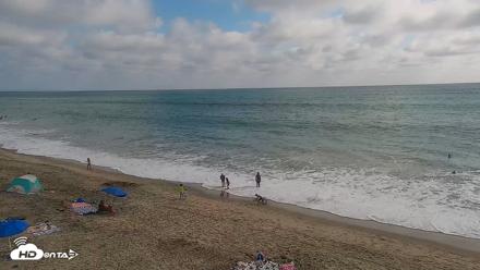 Carlsbad Beach Surf Live Webcam - Aug 12, 2026, 5:12pm PDT