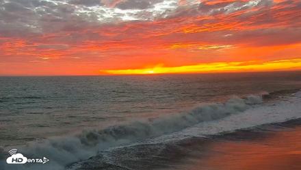 Carlsbad Beach Surf Live Webcam - Sep 7, 2026, 7:17pm PDT