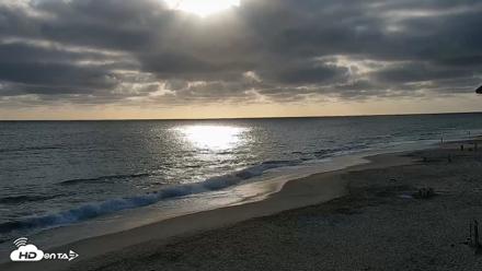 Carlsbad Beach Surf Live Webcam - Jun 30, 2026, 6:44pm PDT