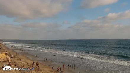 Carlsbad Beach Surf Live Webcam - May 22, 2026, 5:53pm PDT