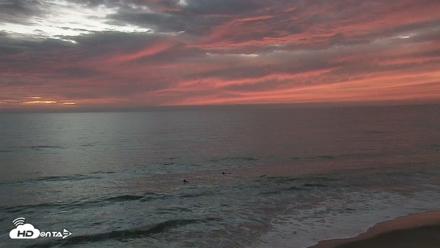 Carlsbad Beach Surf Live Webcam - Sep 26, 2026, 7:10pm PDT