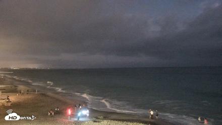Carlsbad Beach Surf Live Webcam - Jul 3, 2026, 8:44pm PDT