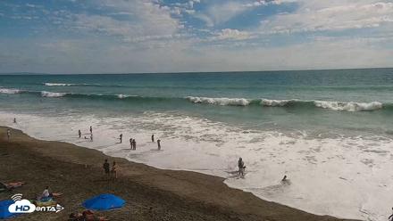 Carlsbad Beach Surf Live Webcam - Aug 15, 2026, 3:54pm PDT