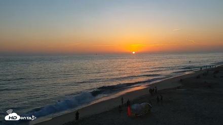 Carlsbad Beach Surf Live Webcam - Jul 15, 2026, 7:57pm PDT