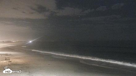 Carlsbad Beach Surf Live Webcam - Jun 23, 2026, 9:48pm PDT