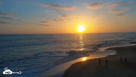 Carlsbad Beach Surf Live Webcam - Jul 10, 2026, 7:50pm PDT