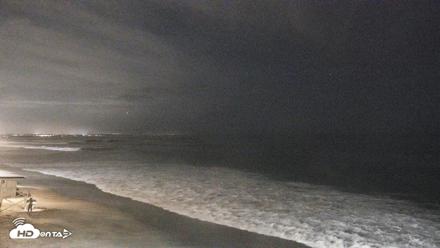 Carlsbad Beach Surf Live Webcam - Jun 11, 2026, 8:59pm PDT