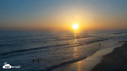 Carlsbad Beach Surf Live Webcam - May 31, 2026, 7:42pm PDT