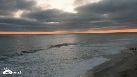 Carlsbad Beach Surf Live Webcam - May 30, 2026, 8:19pm PDT