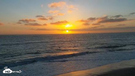 Carlsbad Beach Surf Live Webcam - Sep 28, 2026, 6:34pm PDT