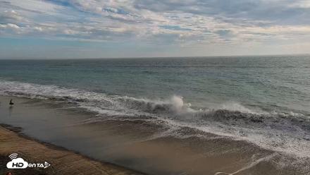 Carlsbad Beach Surf Live Webcam - Sep 7, 2026, 5:12pm PDT