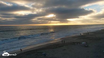 Carlsbad Beach Surf Live Webcam - Jul 5, 2026, 7:26pm PDT