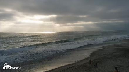 Carlsbad Beach Surf Live Webcam - Jul 27, 2026, 6:44pm PDT