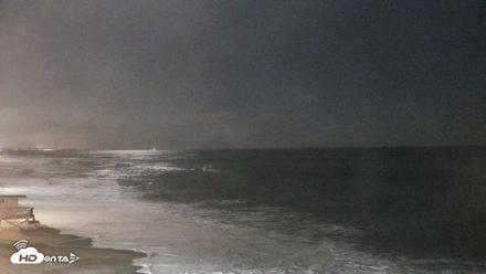 Carlsbad Beach Surf Live Webcam - Jul 25, 2026, 8:55pm PDT