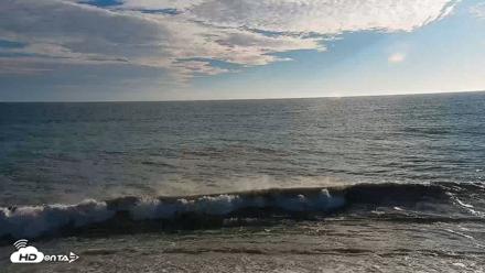 Carlsbad Beach Surf Live Webcam - Sep 5, 2026, 5:55pm PDT