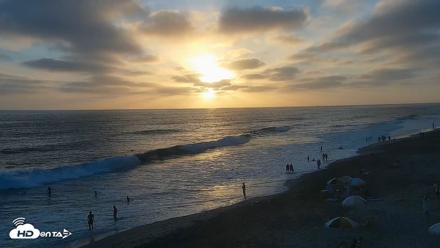 Carlsbad Beach Surf Live Webcam - Aug 1, 2026, 7:32pm PDT