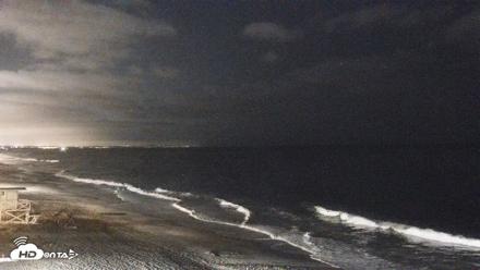 Carlsbad Beach Surf Live Webcam - Sep 1, 2026, 8:20pm PDT