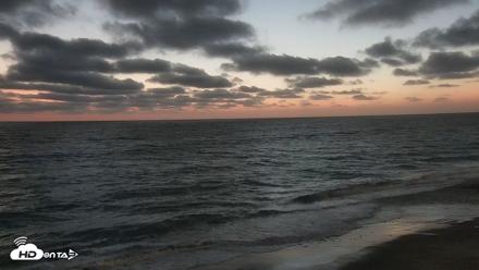 Carlsbad Beach Surf Live Webcam - Sep 22, 2026, 7:20pm PDT
