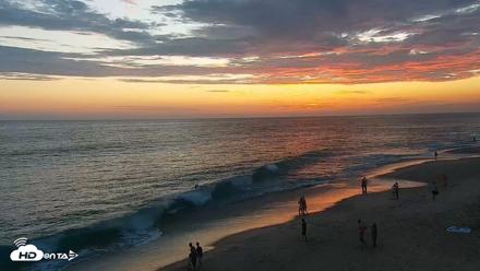 Carlsbad Beach Surf Live Webcam - Jul 12, 2026, 8:08pm PDT