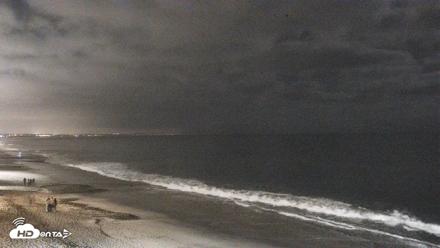 Carlsbad Beach Surf Live Webcam - Sep 19, 2026, 9:58pm PDT