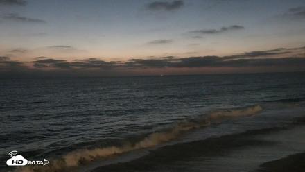 Carlsbad Beach Surf Live Webcam - Sep 24, 2026, 7:24pm PDT