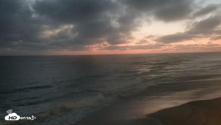 Carlsbad Beach Surf Live Webcam - Jun 14, 2026, 8:37pm PDT