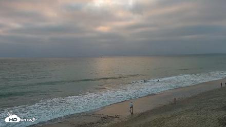 Carlsbad Beach Surf Live Webcam - Sep 12, 2026, 6:38pm PDT