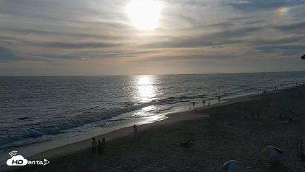 Carlsbad Beach Surf Live Webcam - Jul 3, 2026, 7:03pm PDT