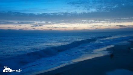 Carlsbad Beach Surf Live Webcam - Jul 25, 2026, 8:22pm PDT