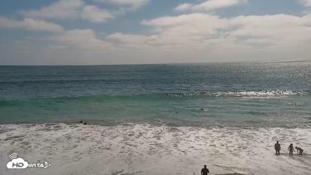 Carlsbad Beach Surf Live Webcam - Aug 12, 2026, 3:52pm PDT