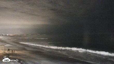 Carlsbad Beach Surf Live Webcam - Sep 5, 2026, 11:42pm PDT