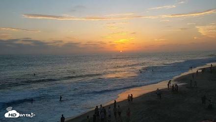Carlsbad Beach Surf Live Webcam - Jul 24, 2026, 7:52pm PDT