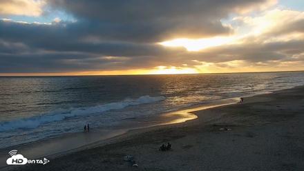 Carlsbad Beach Surf Live Webcam - Jul 5, 2026, 7:37pm PDT