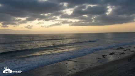 Carlsbad Beach Surf Live Webcam - Sep 15, 2026, 7:15pm PDT