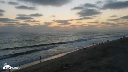 Carlsbad Beach Surf Live Webcam - Aug 3, 2026, 7:50pm PDT